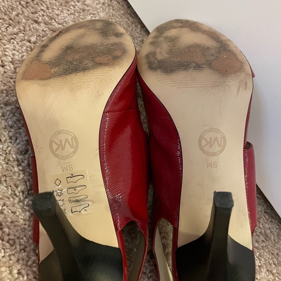 Michael Kors high heels (size 9) - Picture 3 of 4